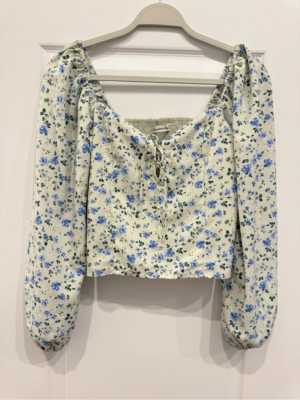 Abercrombie & Fitch Floral Blouse - Cream with Blue Floral